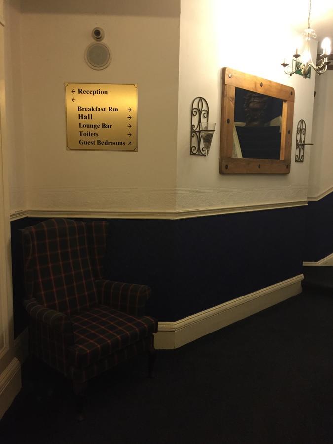 Hotel Burnett Arms à Inverurie Extérieur photo